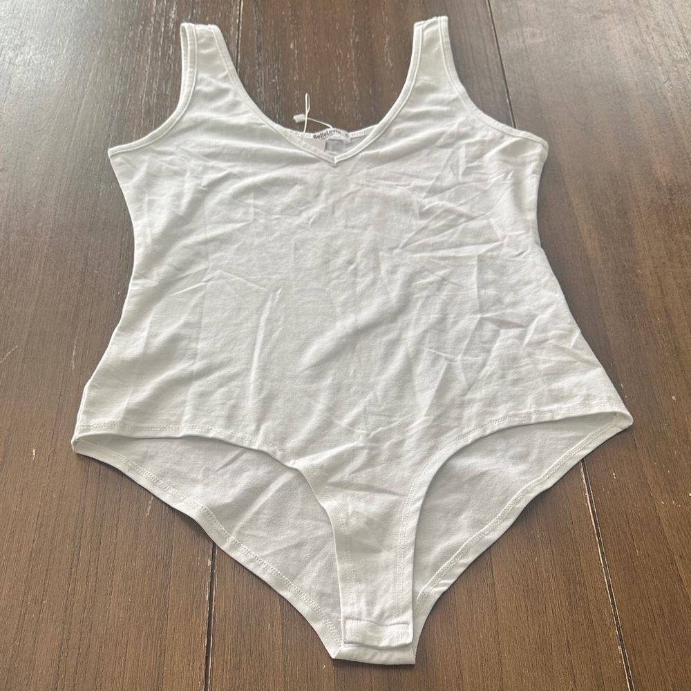 New Bellelovin bodysuit small